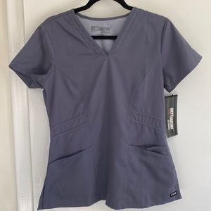Grey’s Anatomy scrub top size small steel grey in great condition NWT